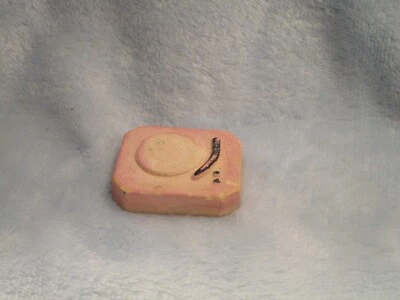 Reproductor de discos rosa vintage para Barbie Foto 1 de 2