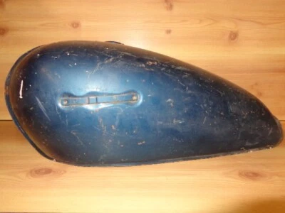 1980 Yamaha XS400 XS 400 OEM Fuel Gas Tank 2L0-24110-00-6J - Image 1 of 4