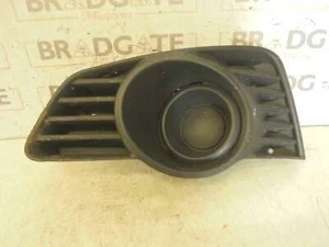 VAUXHALL TIGRA B 2004-2009 LOWER GRILLE (PASSENGER SIDE)  93162188 - Picture 1 of 3