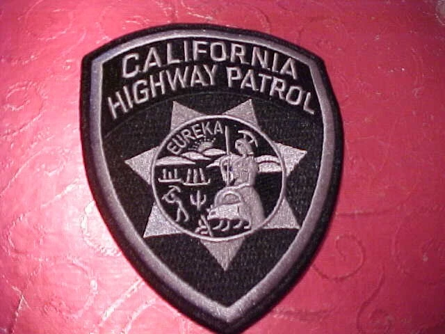 PARCHE POLICÍA PATRULLA DE CARRETERAS DE CALIFORNIA TALLA HOMBRO SIN USAR NO ES UNA INSIGNIA NEGRO Foto 1 de 1