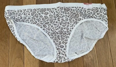 Panty de nailon Lane Bryant Cacique No Show Hipster talla grande 18/20 blanco tostado leopardo Foto 1 de 4