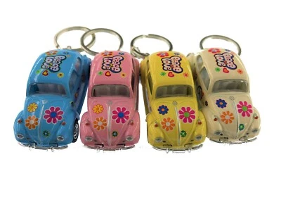 Juego de 4 piezas: 2,5" Kinsmart 1967 VW Escarabajo Pastel Calcomanía Llavero Diecast Modelo 1:64 Foto 1 de 2