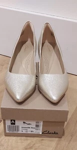 Clarks Violet 55 Rae Champagne Shoes UK 6 & Matching Handbag - Picture 1 of 8