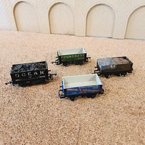 HORNBY RAILWAYS OO GAUGE  RAKE OF 4 WEATHERED  WAGONS   FREE POST - Picture 1 of 1
