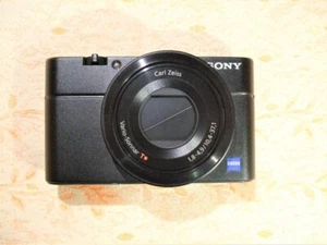 Sony Cyber-Shot DSC-RX100 20,2 megapixel fotocamera digitale compatta solo gi... - Foto 1 di 4