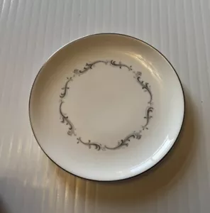 Royal Doulton Gray Coronet H4947 6 1/4” Bread Dessert Plate - Picture 1 of 2