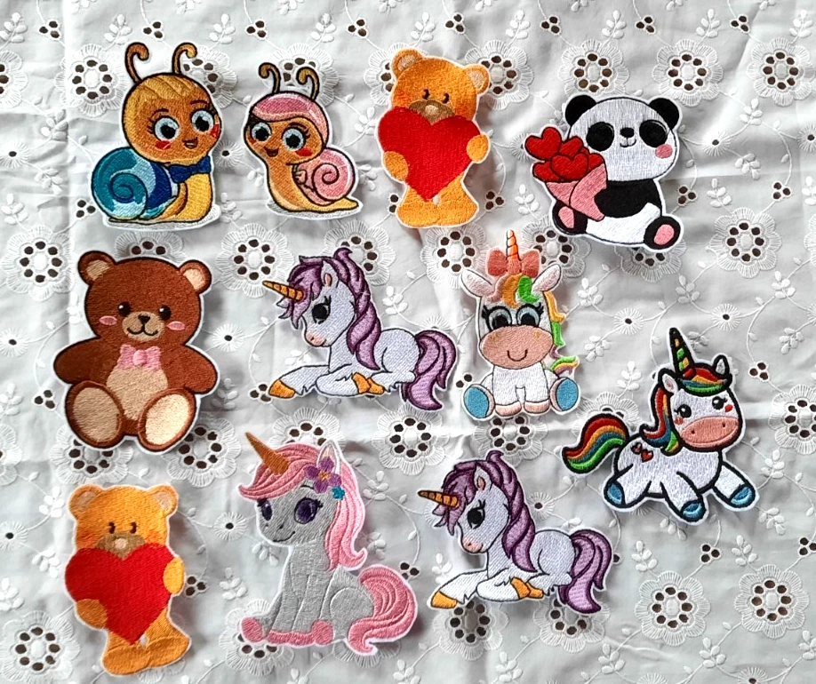 11 x  Aufnäher Applikation gesstickt Handmade *Einhörner + Bär usw..  * NEU* - Bild 1 von 3