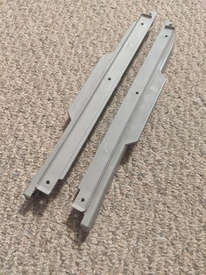 Ronco Showtime Rotisserie 4000 5000 Replacement Parts Left Right Door Rails Feet - Photo 1/2