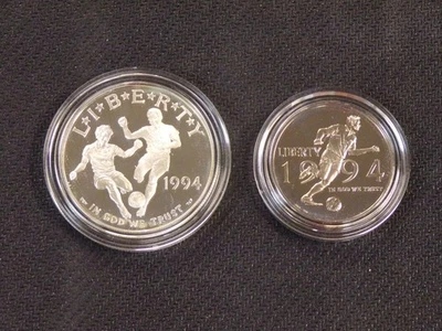 1994 US MINT WORLD CUP 1994 DOLLAR & HALF DOLLAR .999 SILVER COINS W/ COA - Image 1 of 4