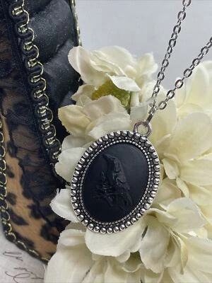 Black Crow Raven Gothic Steampunk Cameo Necklace Mens Womens Gift Wedding Silver - Image 1 of 4
