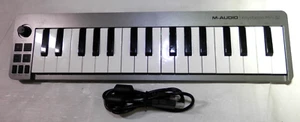 M-Audio Keystation Mini 32 MK3 Keyboard Controller W/ USB Cable - Picture 1 of 9