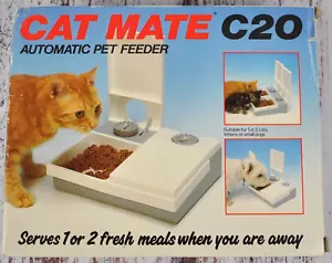 PET MATE Cat Mate C20 Automatic Wet Dry Pet Feeder for Cats Dogs Pre-Owned - Picture 1 of 7