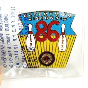 Vintage 1986 Watertown Ixonia Libanon Wisconsin Bowling Lions Club Metall Emaille Pin - Bild 1 von 4