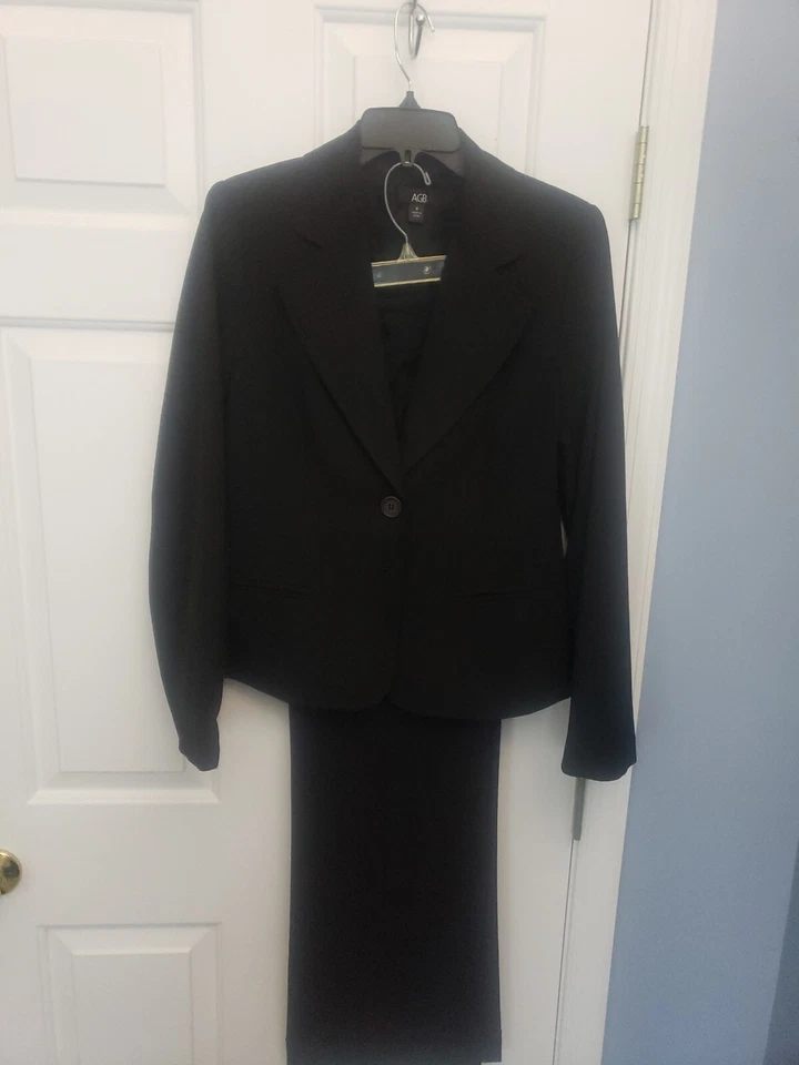 Traje pantalón negro con puño AGB Byer para mujer talla 8 Foto 1 de 4