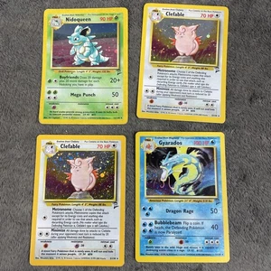 Juego de Cartas Coleccionables Pokémon Conjunto Base 2 Nidoqueen Clefable Gyarados Holo Raro Paquete MP-HP - Imagen 1 de 9