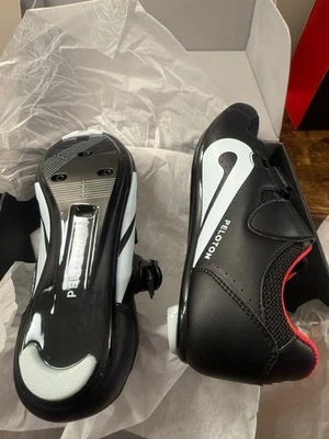 Nuevo con Caja Pelotón Zapatos de Ciclismo con Botines Para Mujer Talla 38 EE. UU. Talla 7 Foto 1 de 4