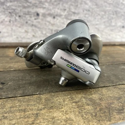 Bicicleta de carretera vintage Shimano 600 Ultegra RD-6400 desviador trasero jaula corta Japón Foto 1 de 4