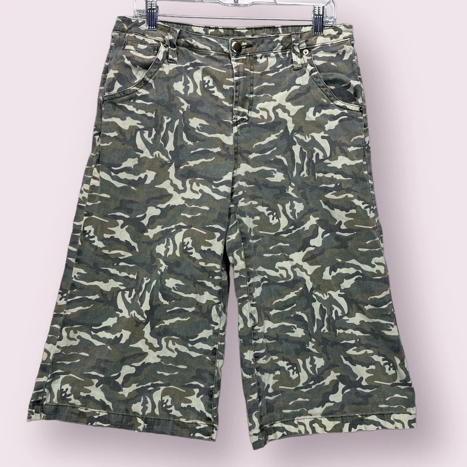 Vintage Y2K 90s Womens 14 Camo Baggy Wide JNCO Style Leg Low Rise Pants Jeans - Image 1 of 4