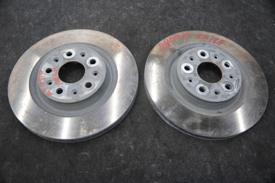 Conjunto 2 rotores de freio a disco traseiros esquerdo direito 85114493 Chevrolet Corvette C8 2020-24 - Imagem 1 de 4