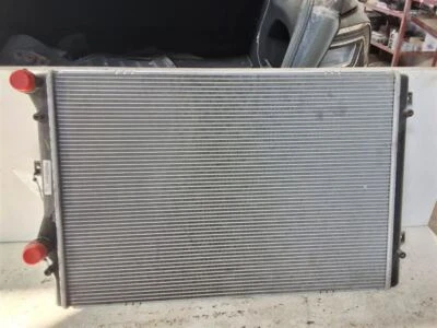 Radiador VOLKSWAGEN CC 2009-2017 2,0 L OEM Foto 1 de 4