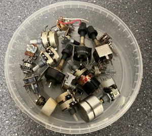 Vintage Assorted Electronic Potentiometers & Knobs - Mixed Lot for Parts & DIY - Picture 1 of 5