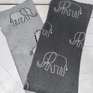 Pair Of Made In India Baby Giraffe & Elephant Blanket Knitted Cotton Gray - Picture 1 of 6