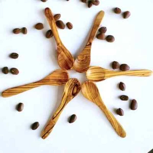 Rustikaler kleiner Kaffeelöffel aus Holz & Teelöffel aus natürlichem Olivenholz (chemiefrei) - Bild 1 von 8