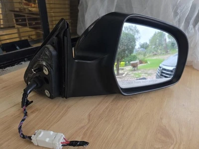 2010-2014 SUBARU OUTBACK LEGACY PASSENGER RIGHT  HEATED Door Mirror OEM - Image 1 of 4