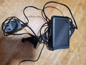 Garmin Nuvi 255W Portable GPS Unit With Cord  - Picture 1 of 4