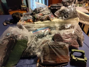 Mega Bloks Krystal Wars Draigar Castle, Vorgan Stronghold, Fire Mountain - SIEHE BILD - Bild 1 von 22