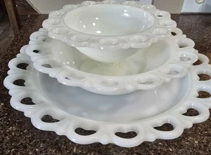 Vintage Anchor Hocking Milchglas Offen Herz Spitze Kuchenteller, Servierschale, Schale - Bild 1 von 8