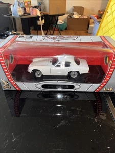 Road Signature Collection rara bianca 1960 Lotus Elite 1:18 pressofusa #92768 pennino - Foto 1 di 4