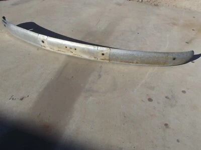 PARAGOLPES DELANTERO PACKARD 1947 1946  Foto 1 de 4