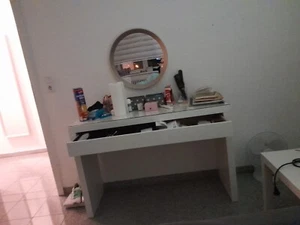 Kosmetiktisch Mit Spiegel 30 Euro - Bild 1 von 1