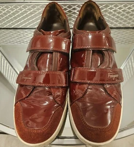 SALVATORE FERRAGAMO Burgunder Lackleder Sneaker, Größe: 10 D - Bild 1 von 8