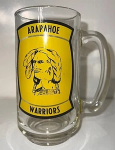 Taza de cerveza de vidrio vintage Arapahoe Warriors "Somos mejores porque queremos ser" - Imagen 1 de 4