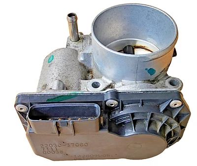 Оригинальный клапан корпуса дроссельной заслонки в сборе для Toyota Prius 22030-37060 2010-2022 годов выпуска от оригинального производителя - Изображение 1 из 4