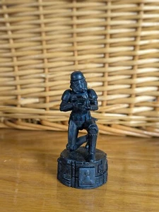 Star Wars Saga Edition Schach Ersatzfigur - Storm Trooper Black 2005 - Bild 1 von 2