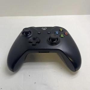 Microsoft 1537 Wireless Bluetooth Gaming Controller Xbox One For Parts Untested - Picture 1 of 6