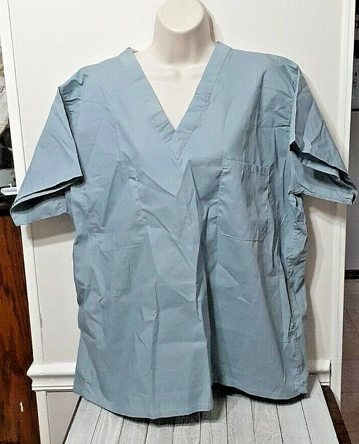 Scrub Top Unisex Green Size Medium  - Image 1 of 1