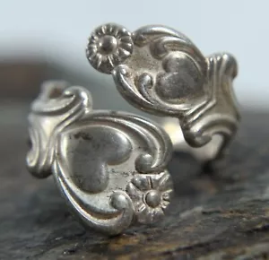 Vtg Avon Adjustable Bypass Spoon Ring Size 6.5 Sterling Silver Hearts & Flowers - Picture 1 of 10