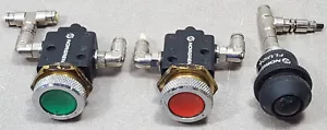 Un juego de 3 válvulas de retorno de resorte de botón indicador rojo, verde Norgren 03041502, 03 - Imagen 1 de 10