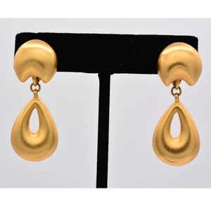 Orecchini Anne Klein vintage clip on oro spazzolato pendenti opachi non firmati anni 80 BinAI - Foto 1 di 12