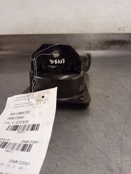 Portaruedas de repuesto de 2001 GMC YUKON 8044170 Foto 1 de 4