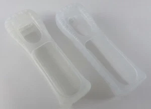 2x Silicone Cover Case Skin Sleeve for Nintendo Wii Controller White Official - Picture 1 of 1