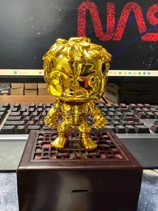Funko Pop 379 Hulk gold, loose - Picture 1 of 2