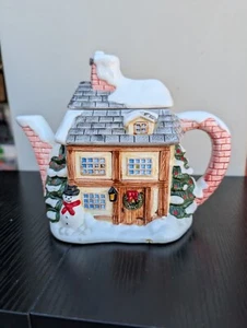 Teiera vintage ceramica country cottage inverno Filippine dipinta a mano Annie Rowe - Foto 1 di 9