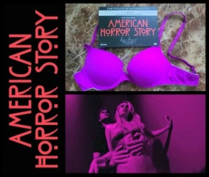 AMERICAN HORROR STORY: Emma Roberts (als Madison) Production VS BH Studio COA - Bild 1 von 2