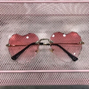 Pink Heart Sonnenbrille randlos ombre abgeschrägter Rand goldfarbenes Metallgestell UV - Bild 1 von 4