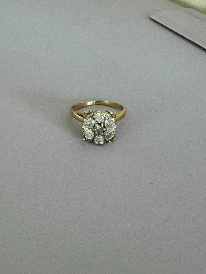 1970s 14k Yellow Gold 0.65 CT Diamond Cluster Ring - Size 8.25 - Image 1 of 4